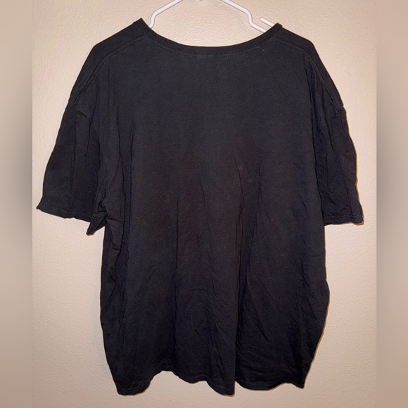 Kiss World Tour 1977 Black Short Sleeve Tee with Iconic Band Graphic size 2XL - Picture 3 of 3